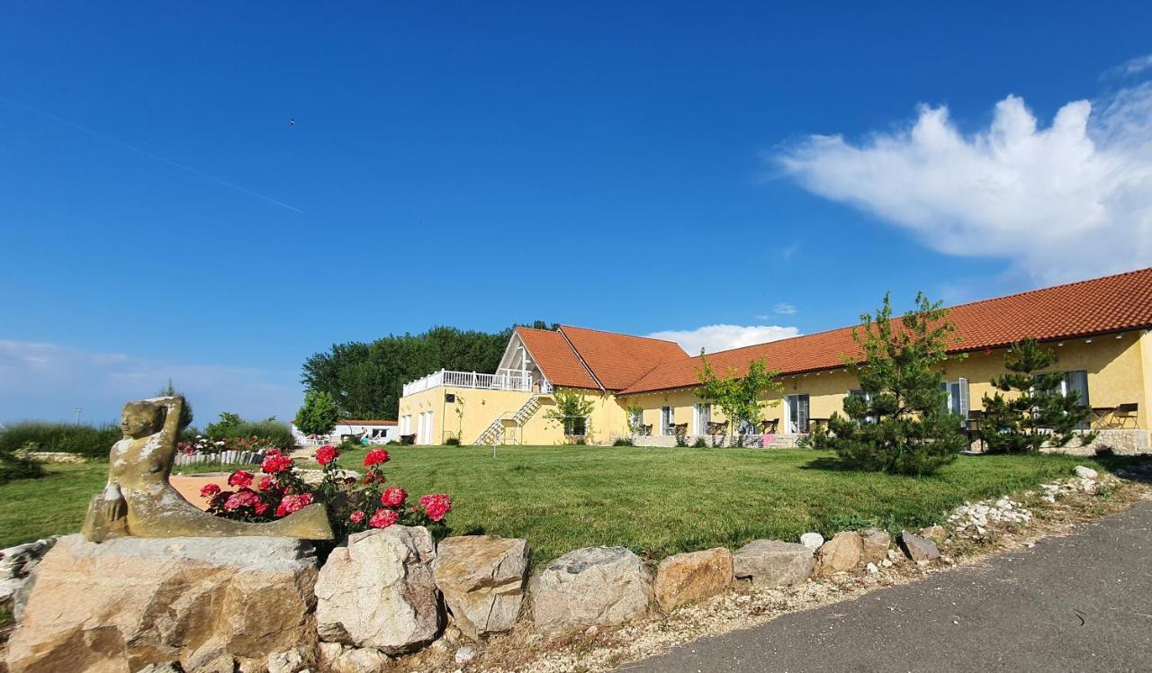 Naiada Villa Ostrov Esterno foto