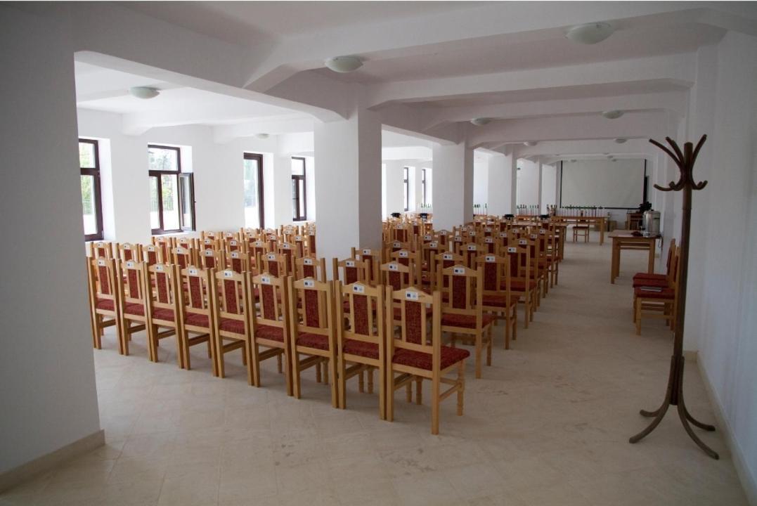 Naiada Villa Ostrov Esterno foto