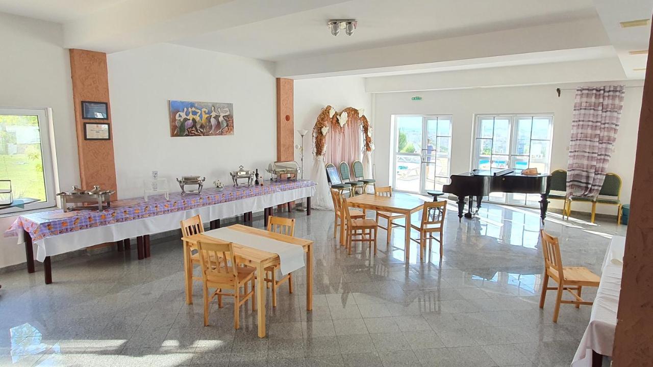 Naiada Villa Ostrov Esterno foto